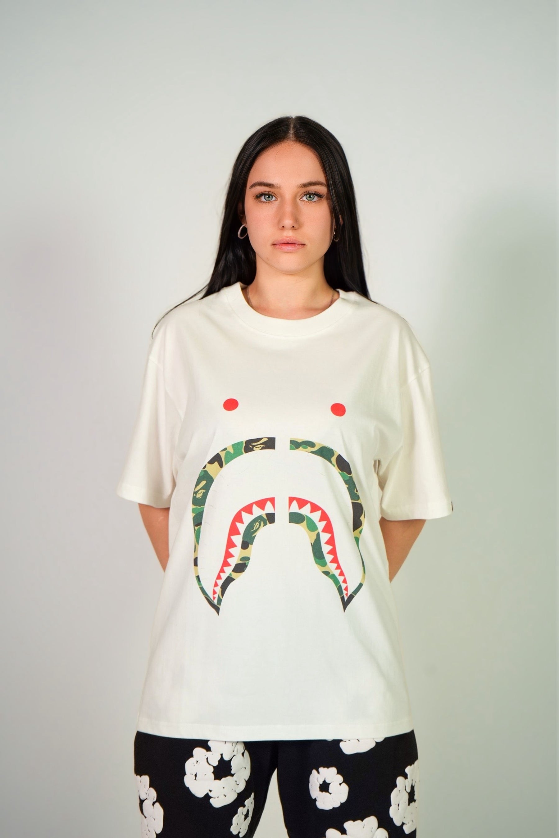 CAMO SHARK TEE - WHITE X CAMO